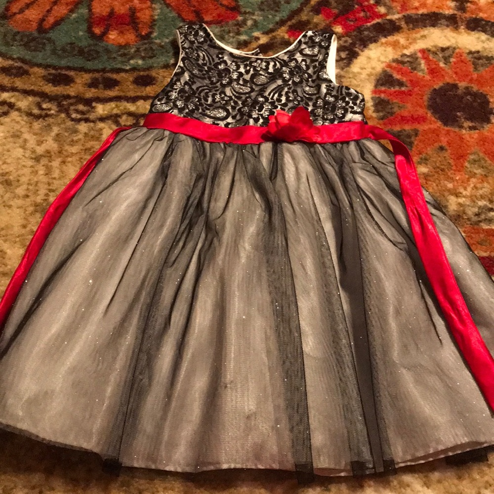 Youngland sz5 sparkle lace dress
